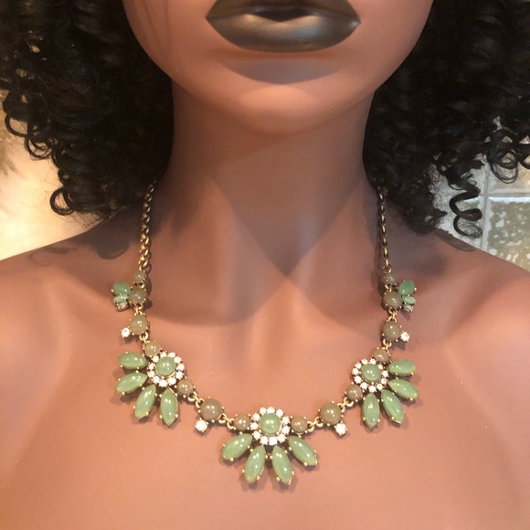 J CREW 💚 Green Cabochon Statement Necklace - Picture 2 of 6